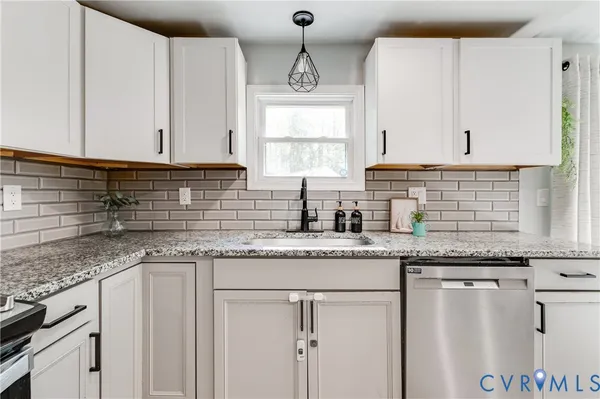 $365,000 | 16275 Prince George Drive, Petersburg, VA 23805