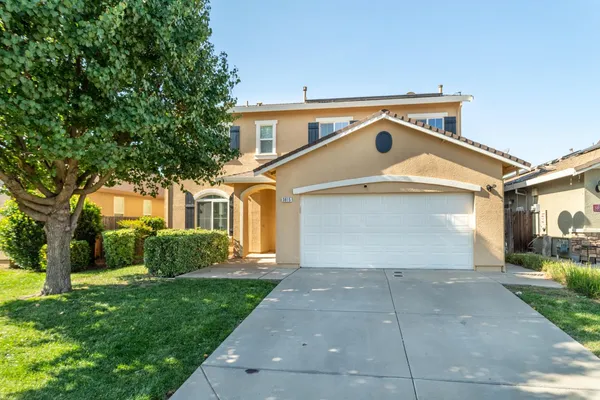 $599,900 | 3815 Lee Brook Way, Sacramento, CA 95838