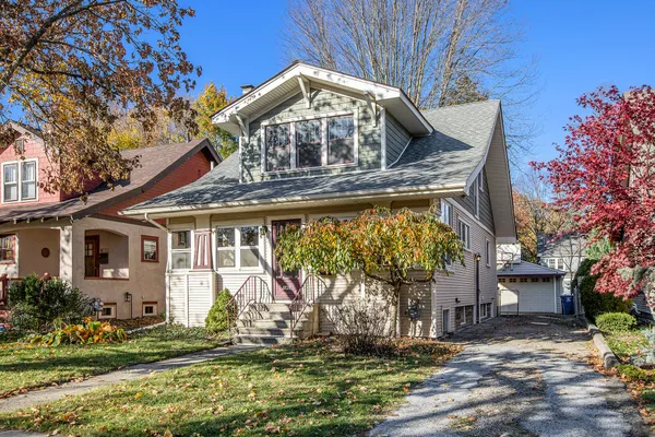 $2,850 | 1408 West Washington Street, Ann Arbor, MI 48103