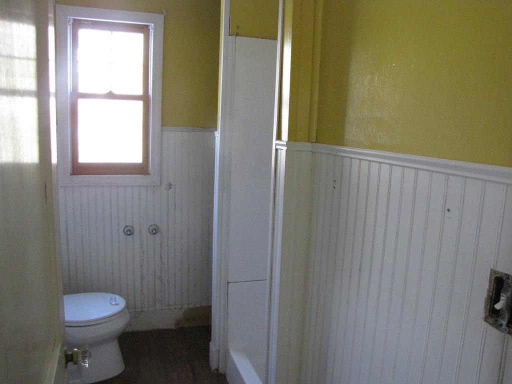 14 Broad Street Waterville, ME 04901 - Photo 5 of 10 Photo