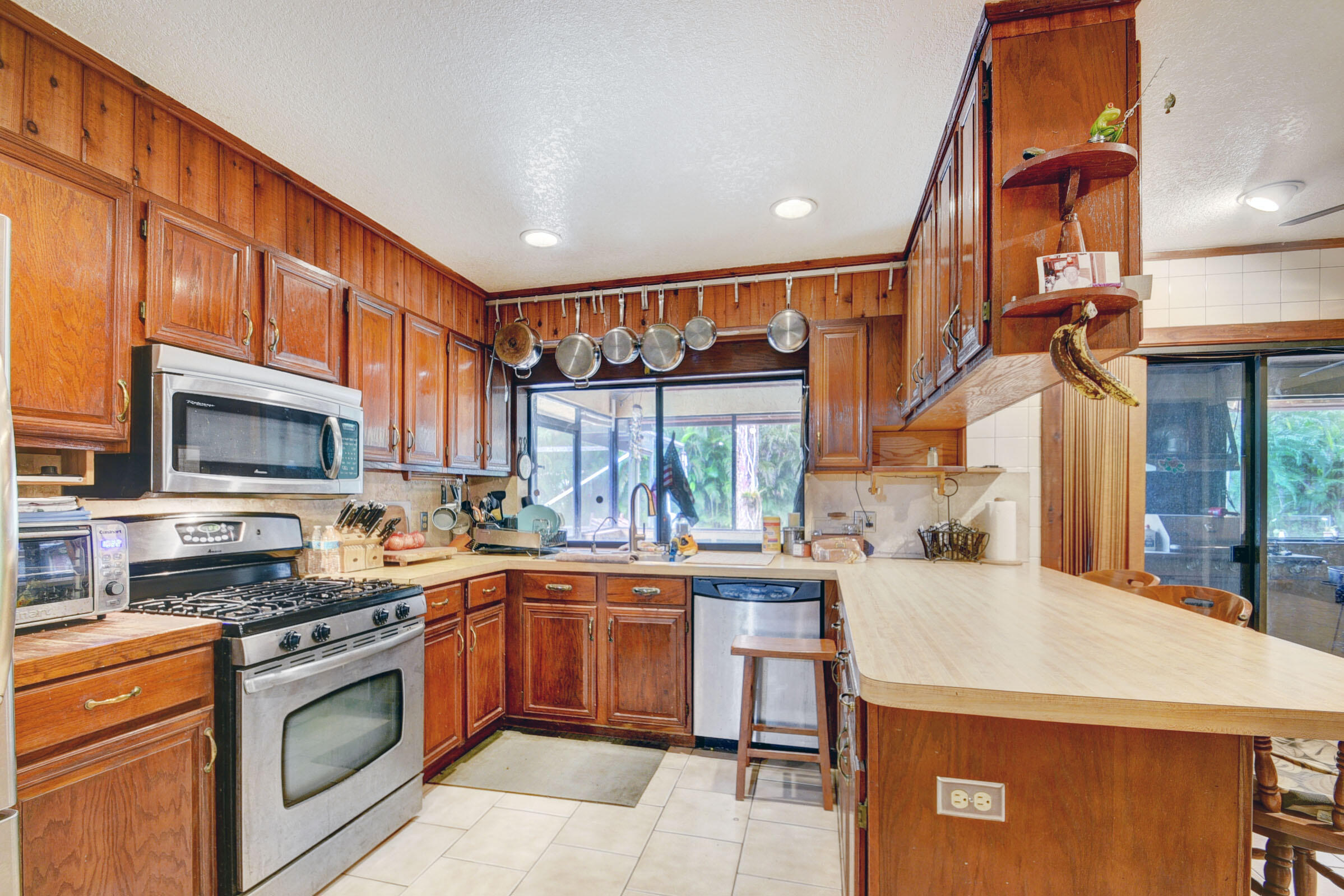 14659 Collecting Canal Road Loxahatchee Groves, FL 33470 - Photo 11 of 32 14_house (14)