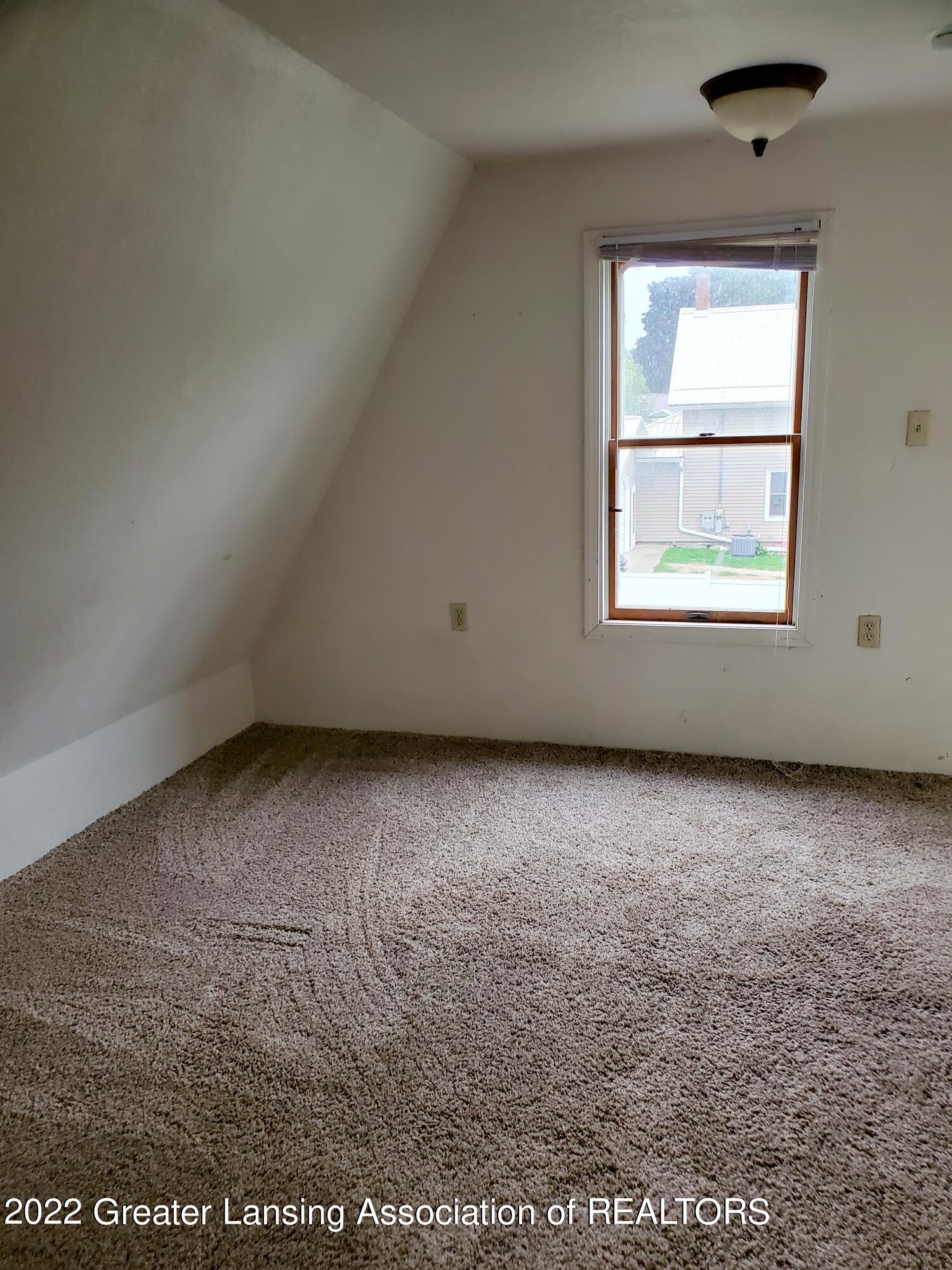 304 4th Street Blanchard, MI 49310 - Photo 14 of 23 Upper Bonus area