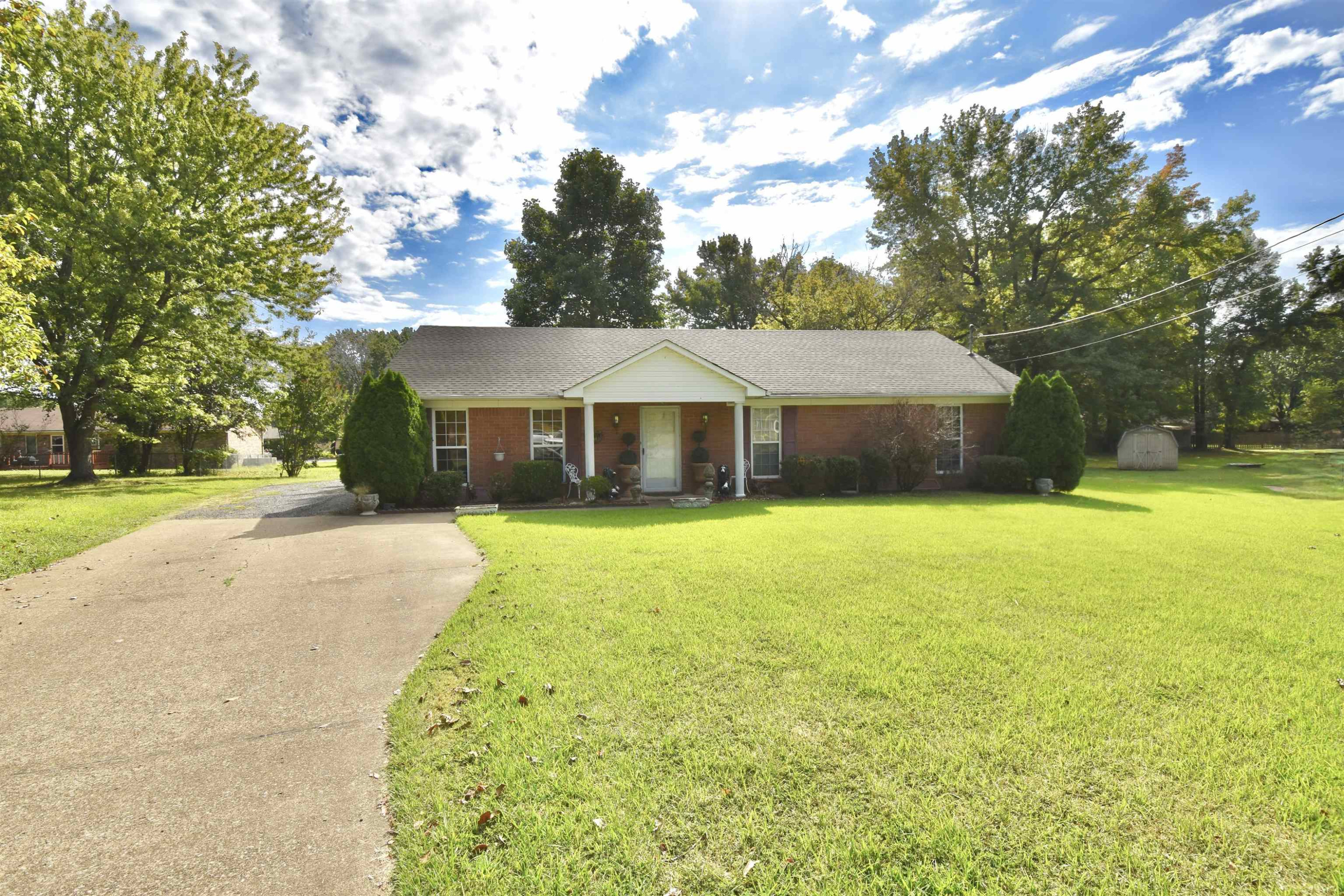 18 Riley Cove Jackson, TN 38305 - Photo 1 of 11 Photo 1