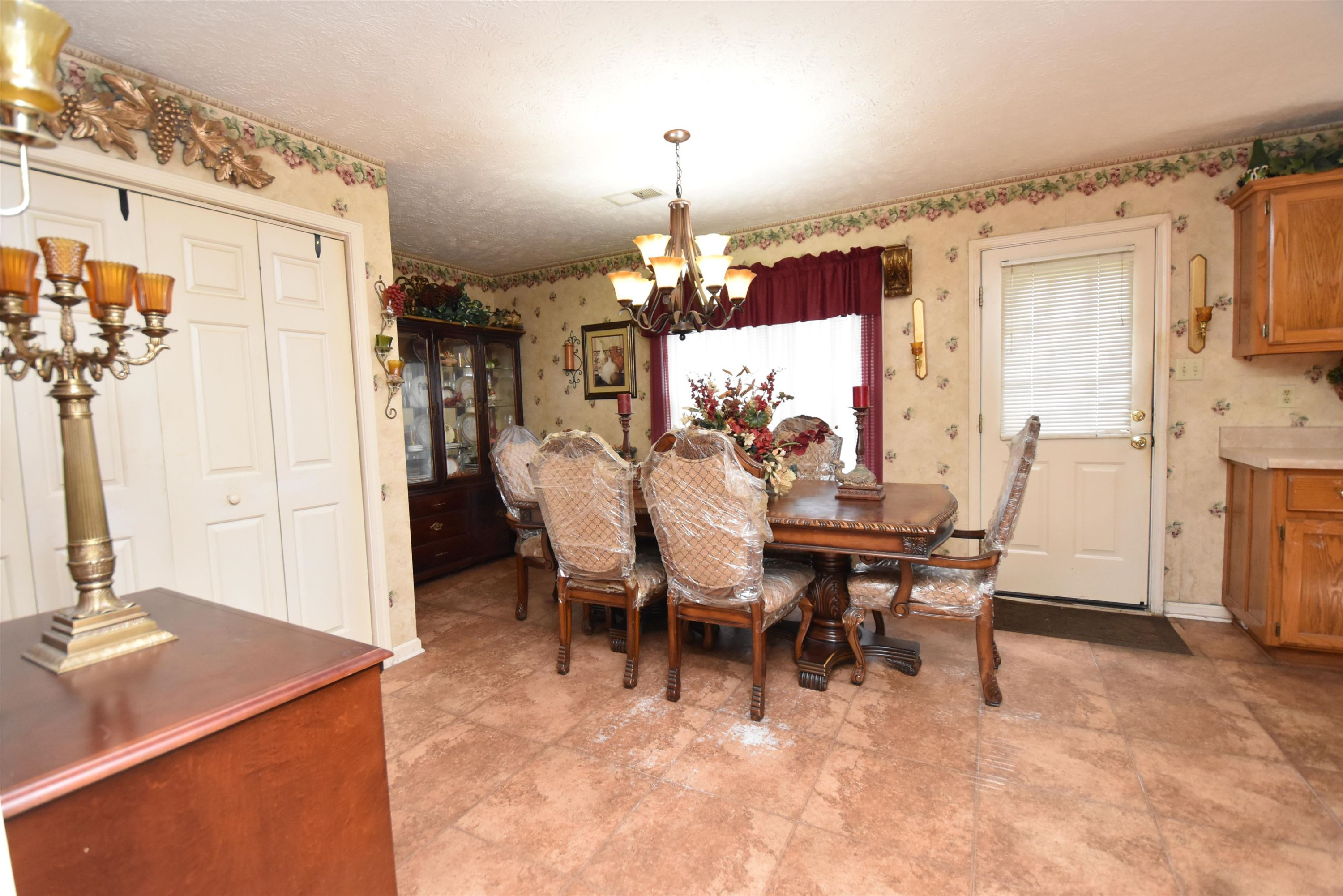 18 Riley Cove Jackson, TN 38305 - Photo 4 of 11 Photo 4