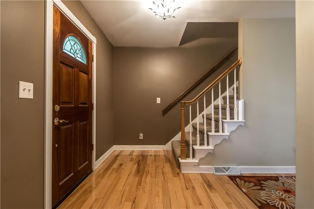 4705 North Riverside Drive Columbus, IN 47203 - Photo 12 of 60 Gallery Image 12