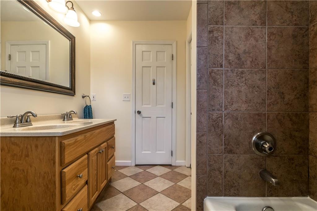 4705 North Riverside Drive Columbus, IN 47203 - Photo 40 of 60 Gallery Image 40