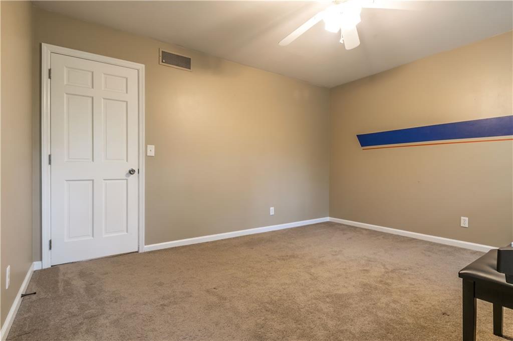 4705 North Riverside Drive Columbus, IN 47203 - Photo 43 of 60 Gallery Image 43