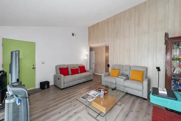 $1,150,000 | 1863 Arroyo De Platina, San Jose, CA 95116