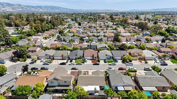 $1,150,000 | 1863 Arroyo De Platina, San Jose, CA 95116