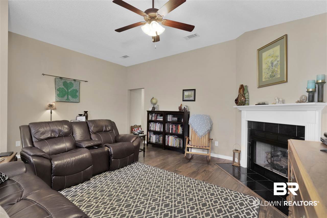 8852 Spring Grove North Mobile, AL 36695 - Photo 4 of 25 Raised Ceiling
