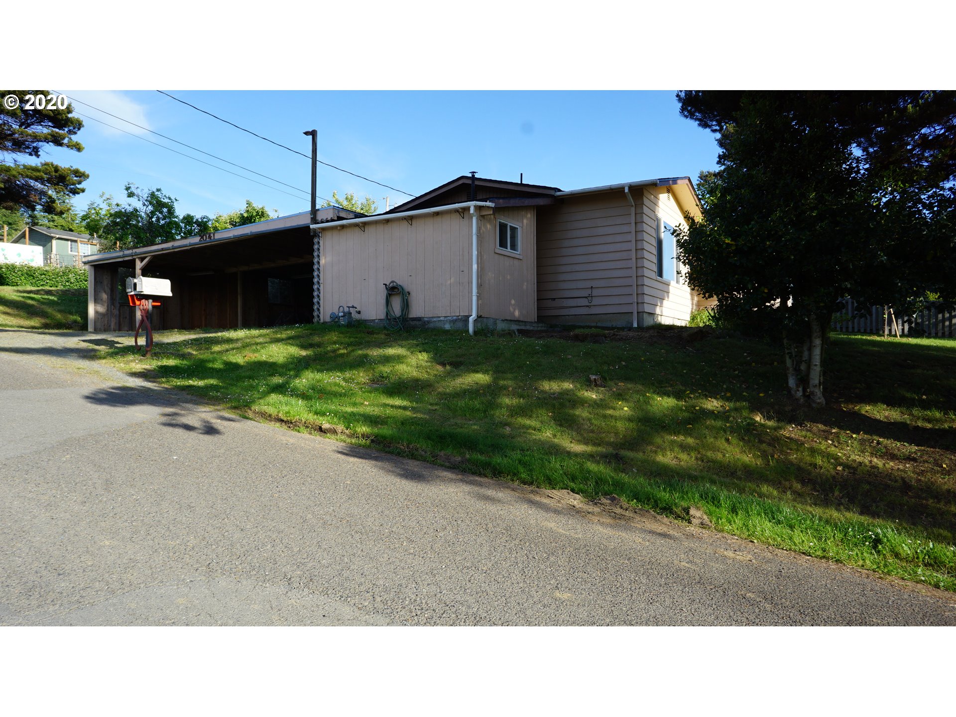 2041 King Lane Myrtle Point, OR 97458 - Photo 18 of 27 Gallery Image 18