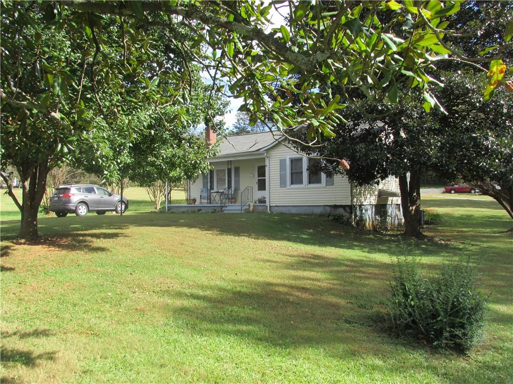 3140 Brandon Road Morganton, NC 28655 - Photo 4 of 24 Gallery Image 4