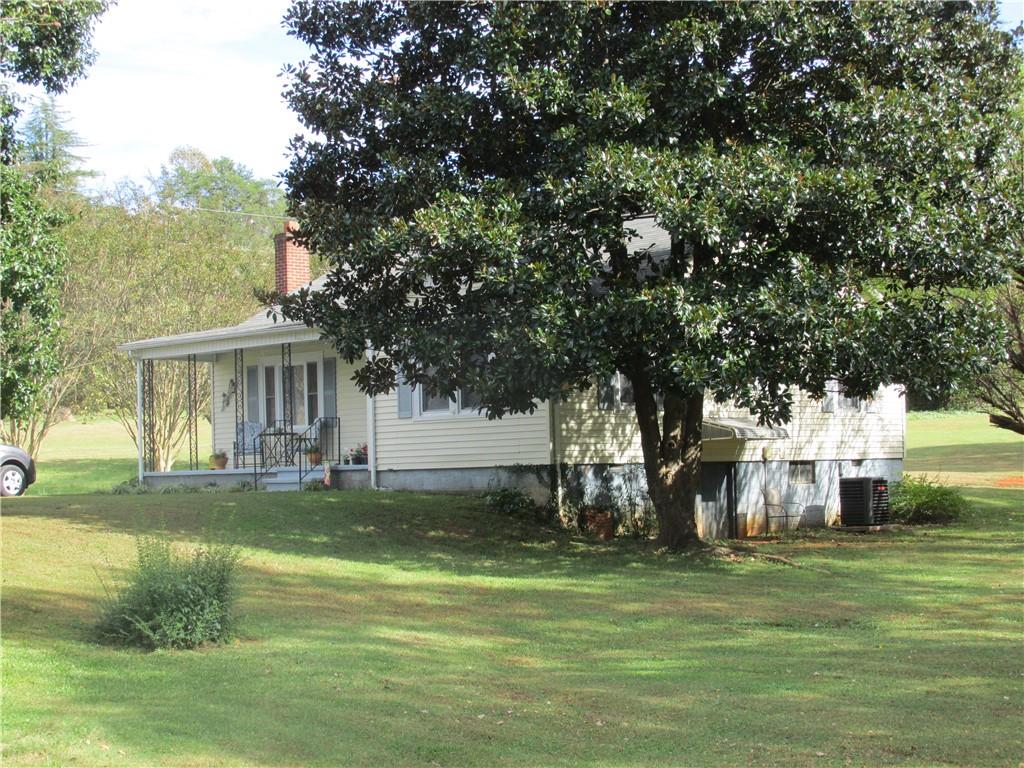 3140 Brandon Road Morganton, NC 28655 - Photo 6 of 24 Gallery Image 6