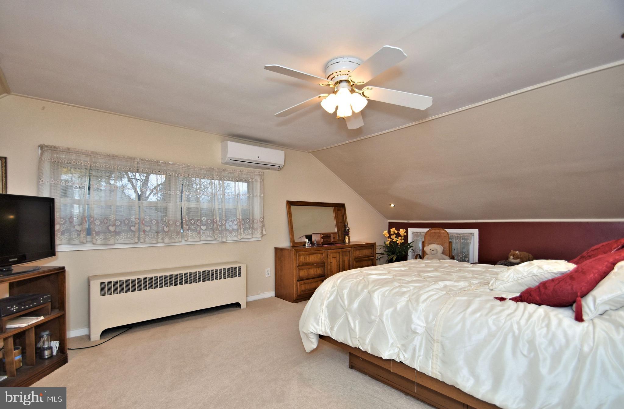 8627 Patton Road Wyndmoor, PA 19038 - Photo 14 of 31 Master bedroom