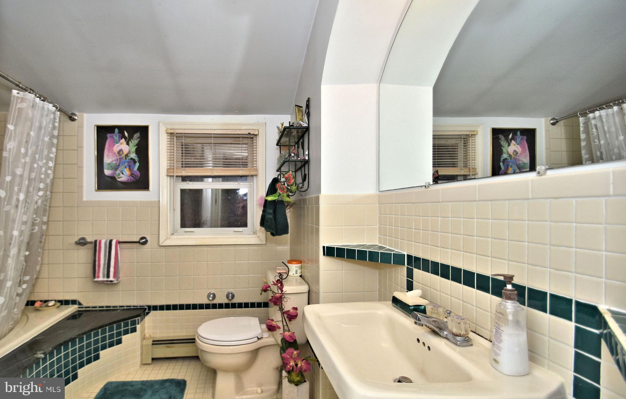 8627 Patton Road Wyndmoor, PA 19038 - Photo 18 of 31 2nd floor bathroom