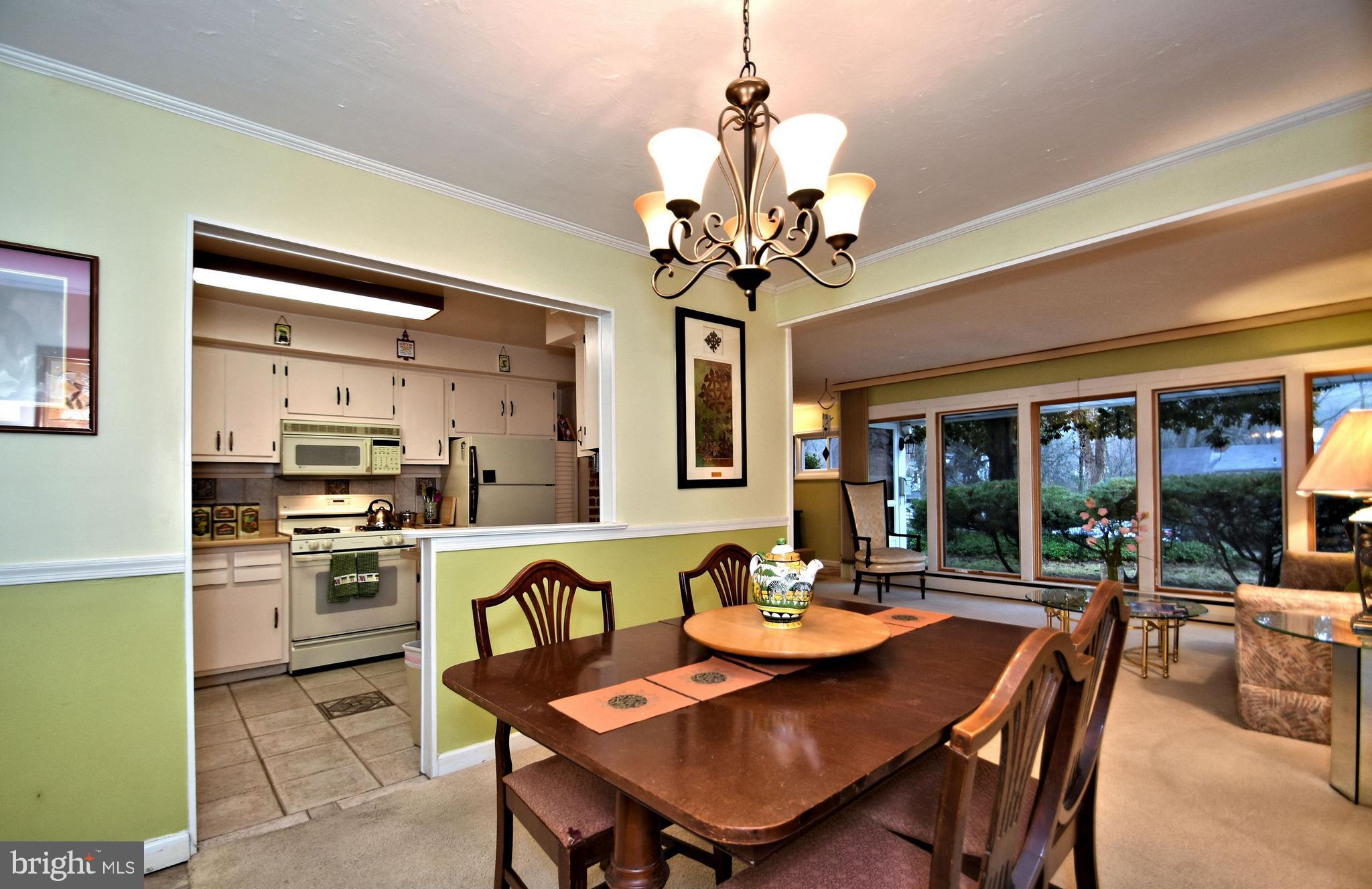 8627 Patton Road Wyndmoor, PA 19038 - Photo 10 of 31 Dining room