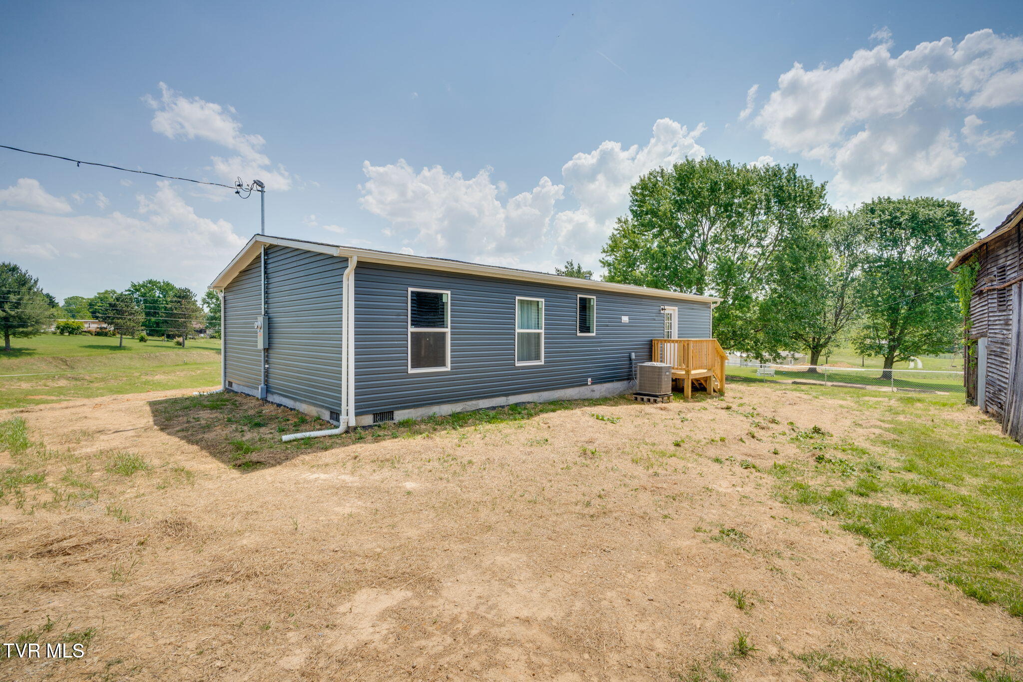 30 Armstrong Road Limestone, TN 37681 - Photo 26 of 29 024
