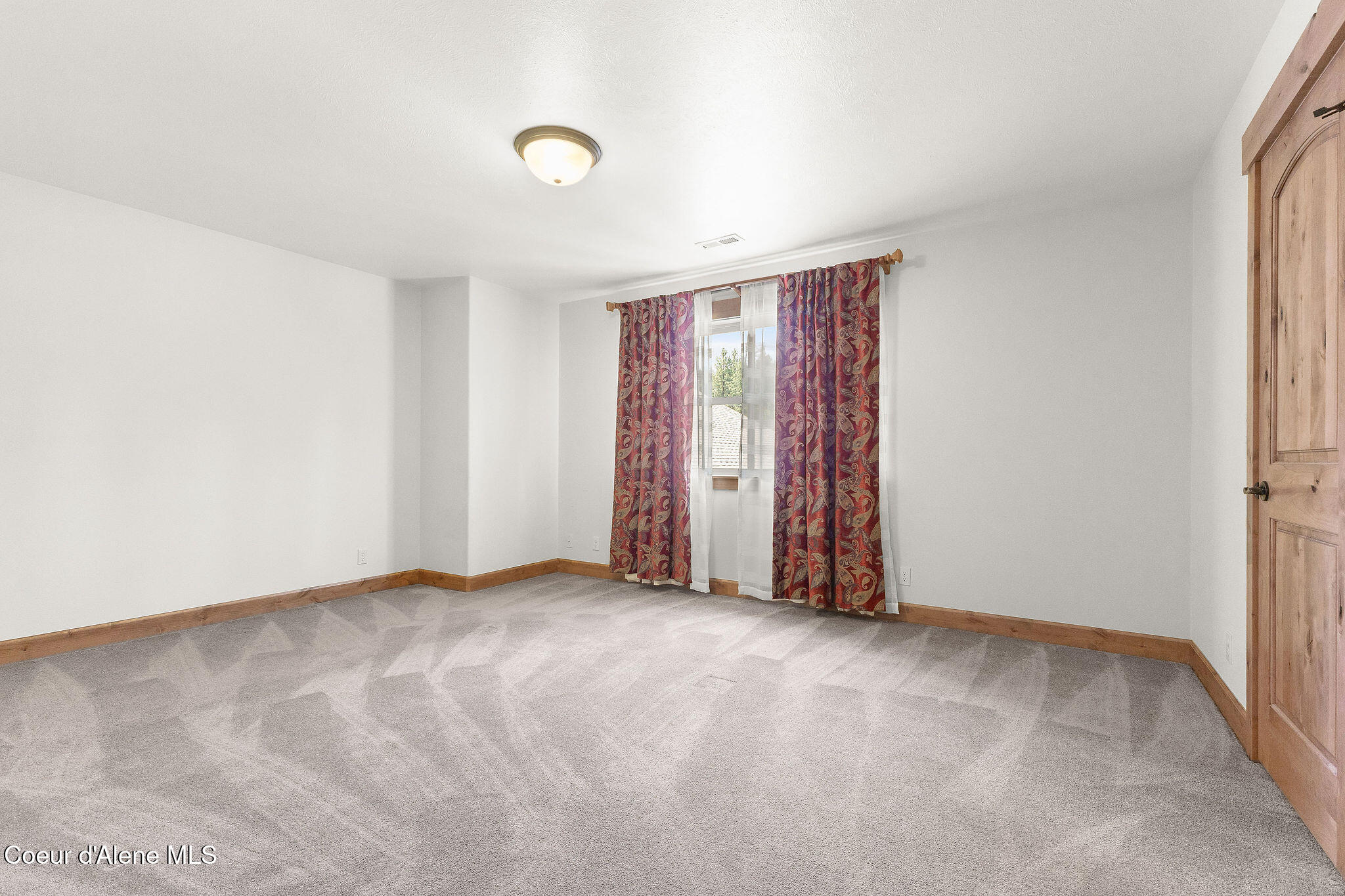 5120 West Foothill Drive Coeur D'Alene, ID 83814 - Photo 58 of 114 5120WFoothillDrEdts-65