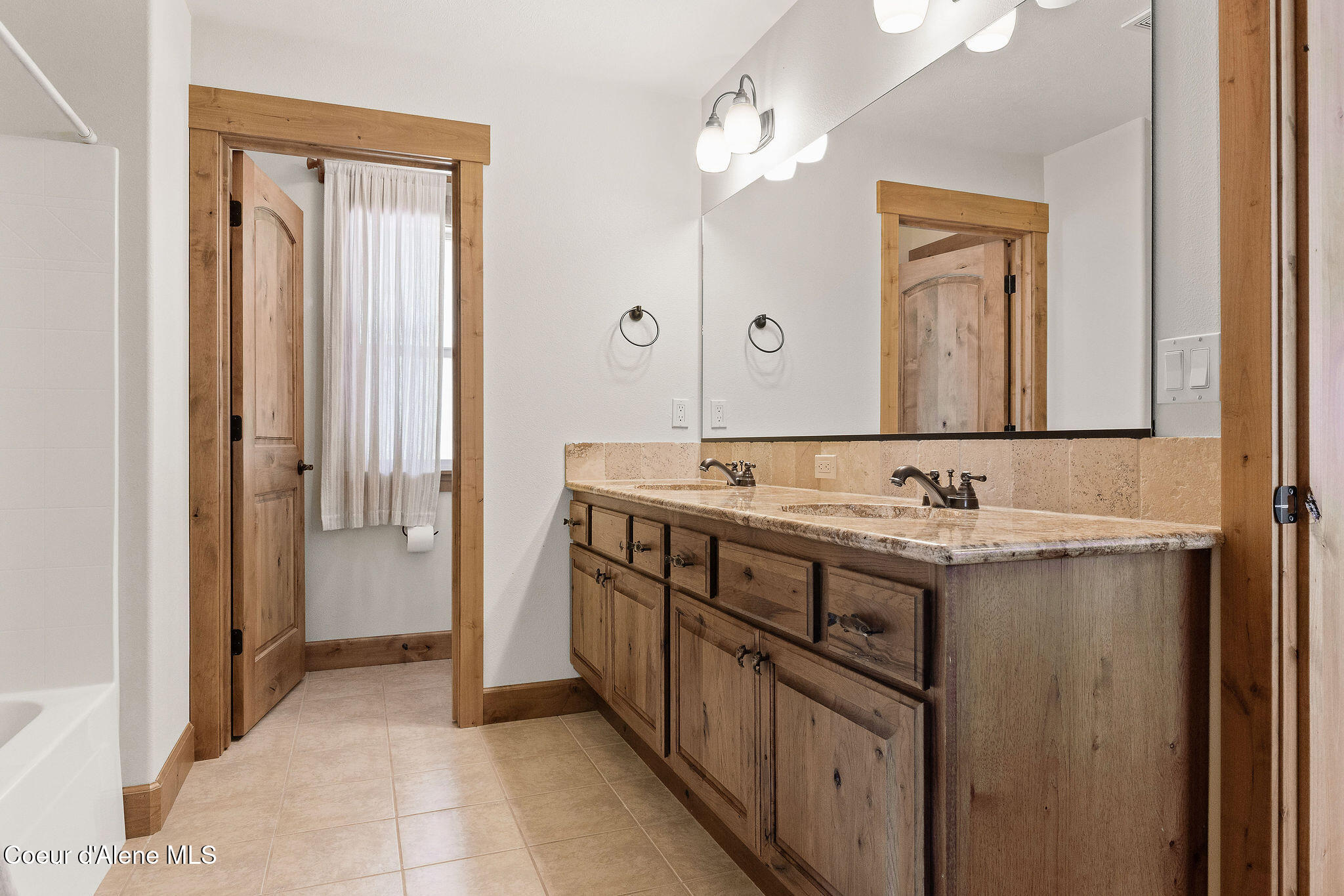 5120 West Foothill Drive Coeur D'Alene, ID 83814 - Photo 61 of 114 5120WFoothillDrEdts-68