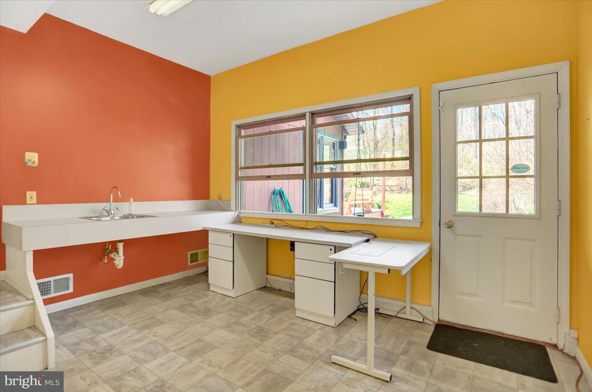 255 Knox Road Orrtanna, PA 17353 - Photo 48 of 87 Gallery Image 48