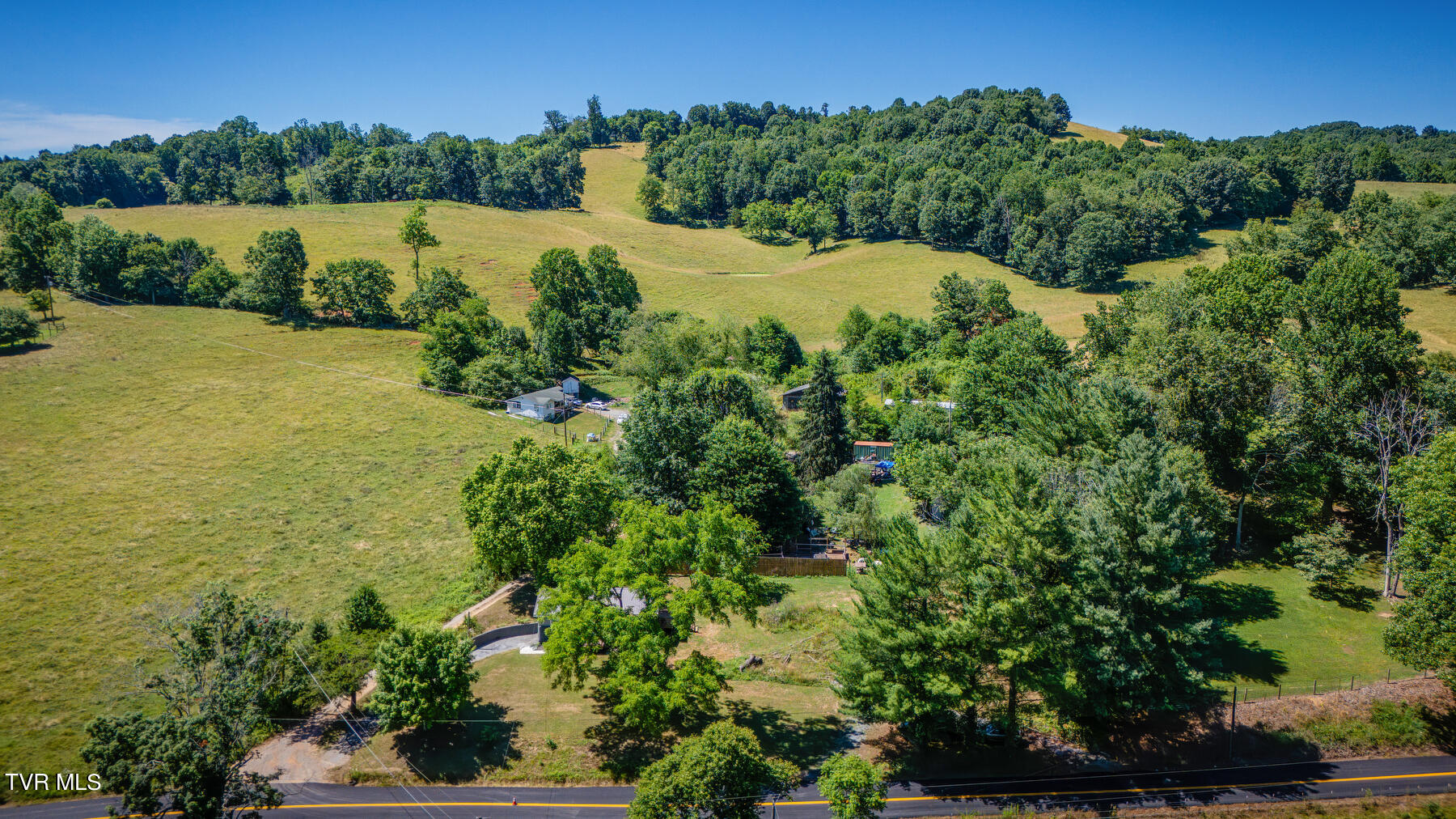 1295 Reedy Creek Road Bristol, TN 37620 - Photo 37 of 42 102