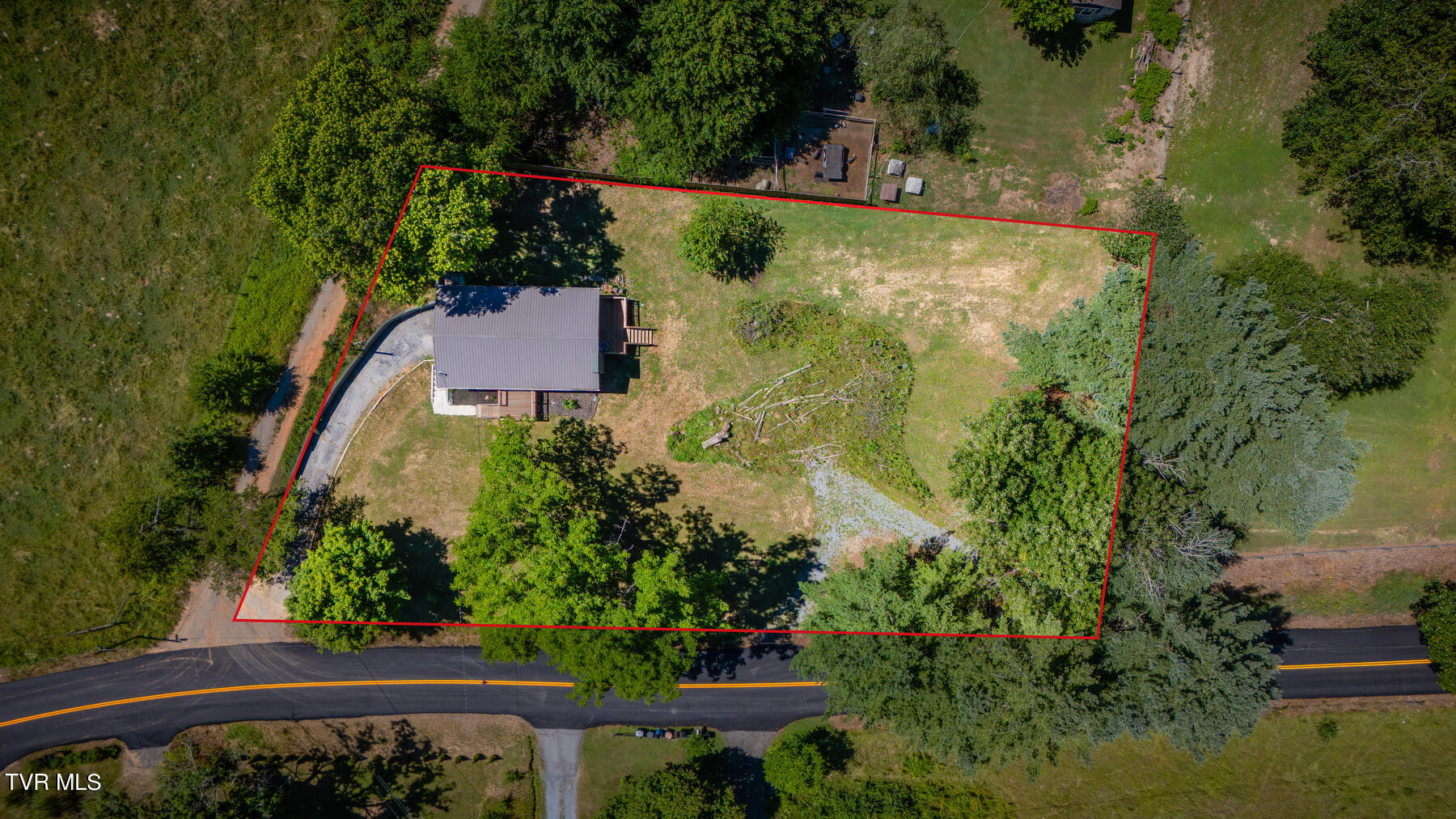 1295 Reedy Creek Road Bristol, TN 37620 - Photo 40 of 42 105