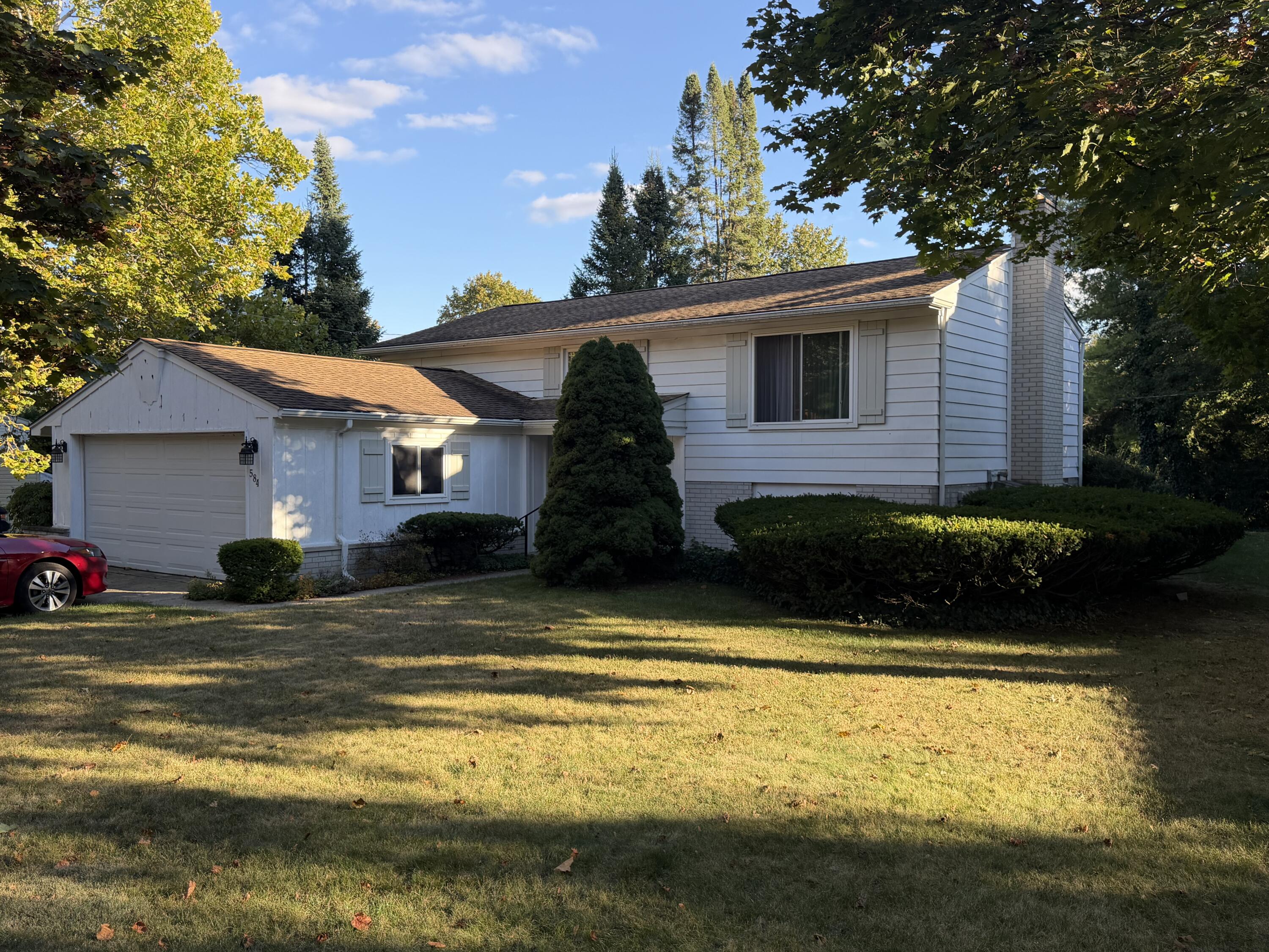 584 Reed Street Northville, MI 48167 - Photo 1 of 37 IMG_3974