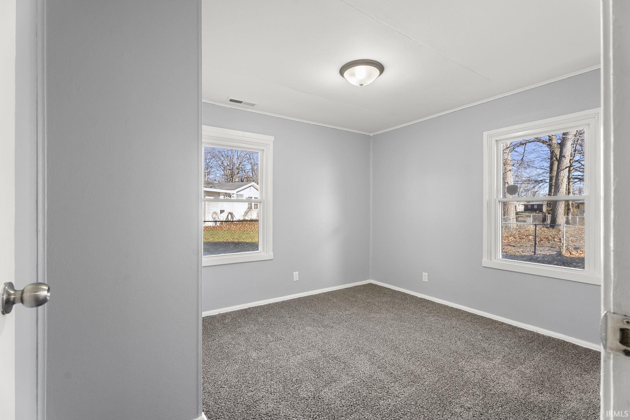 6211 Southcrest Road Fort Wayne, IN 46816 - Photo 19 of 36