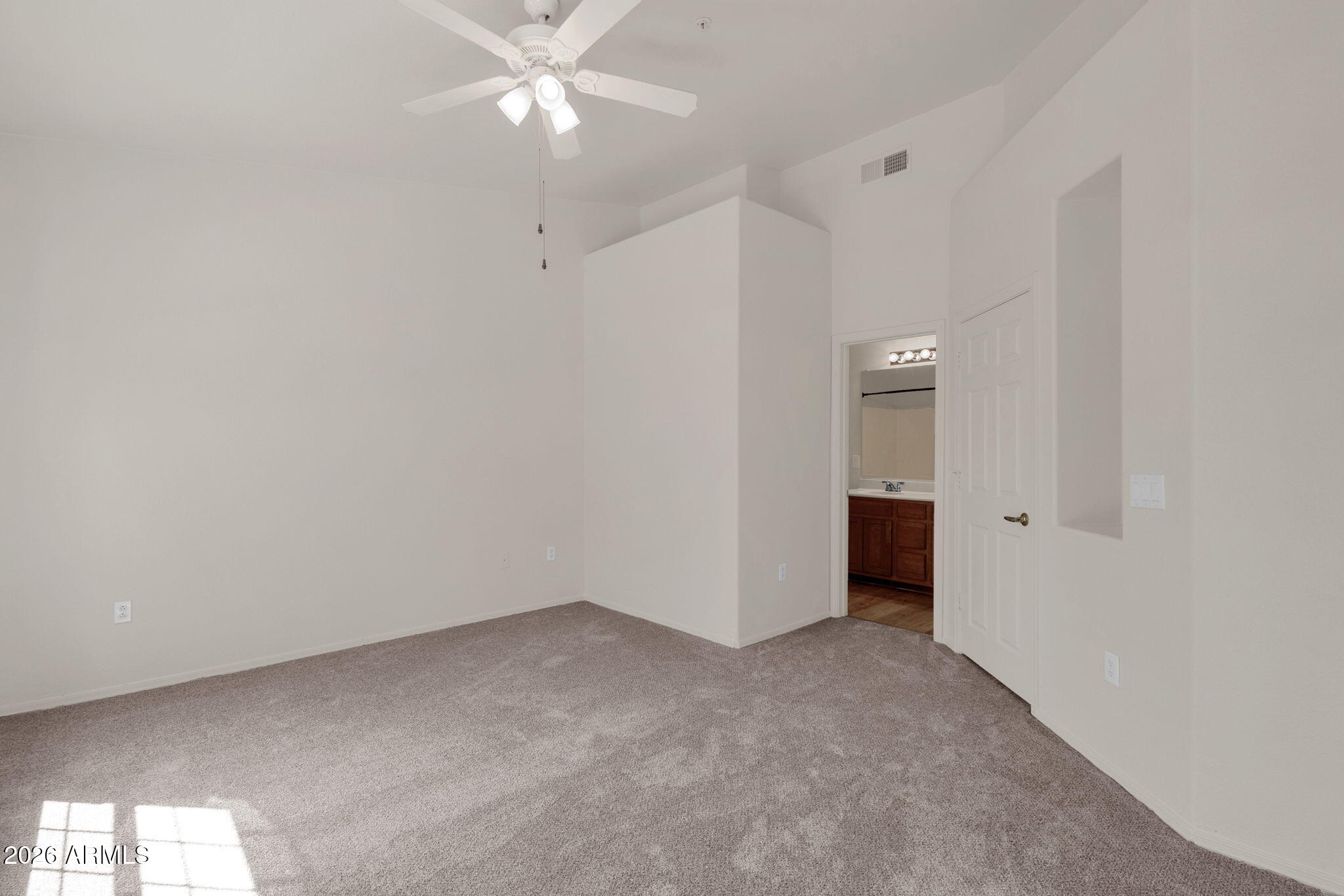 1702 East Bell Road, Unit 177 Phoenix, AZ 85022 - Photo 24 of 46 Primary Bedroom