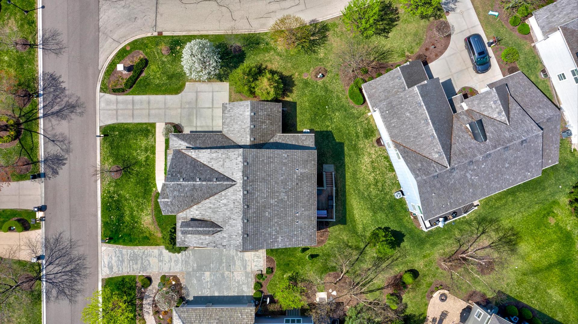 1064 Ridgeview Drive Inverness, IL 60010 - Photo 47 of 48 an aerial view of a house