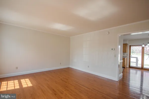 $194,900 | 856 Beaglin Park Drive, Salisbury, MD 21804