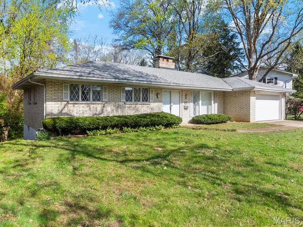 $189,900 | 16 Melwood Drive, Belleville, IL 62223
