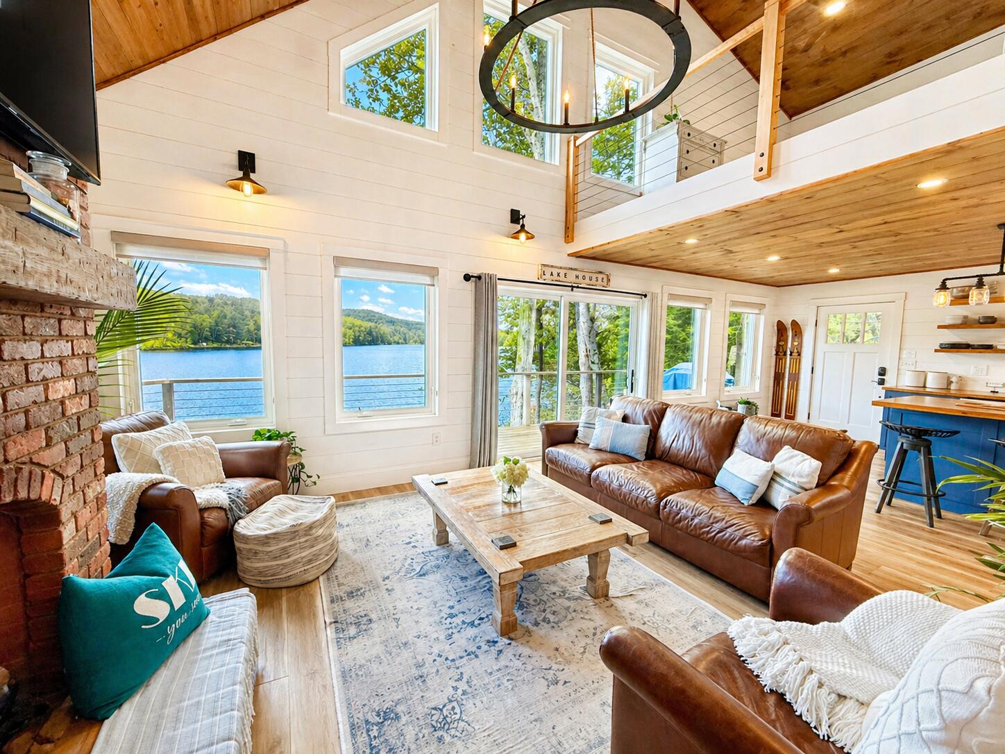 80 Fitts Mountain Road Dedham, ME 04429 - Photo 16 of 53 Living room