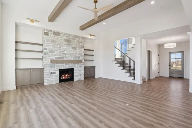 $889,900 | 6501 Blackbird Lane, Bettendorf, IA 52722