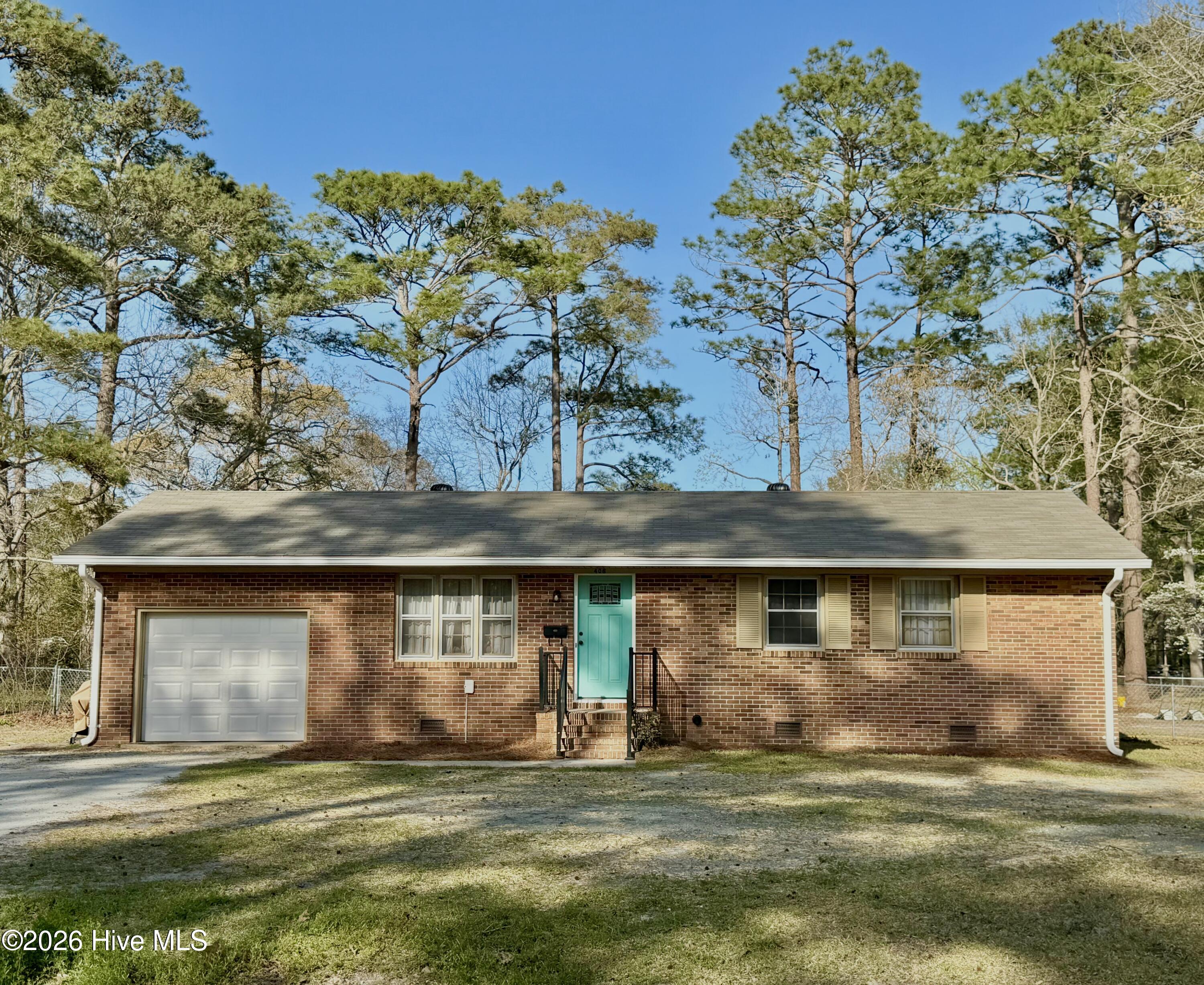 406 Shepard Street Havelock, NC 28532 - Photo 1 of 1 IMG_1047