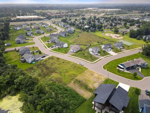 $172,000 | 18651 Ogden Street Northwest, Elk River, MN 55330