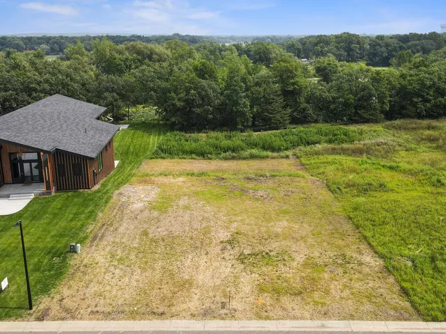 $172,000 | 18651 Ogden Street Northwest, Elk River, MN 55330