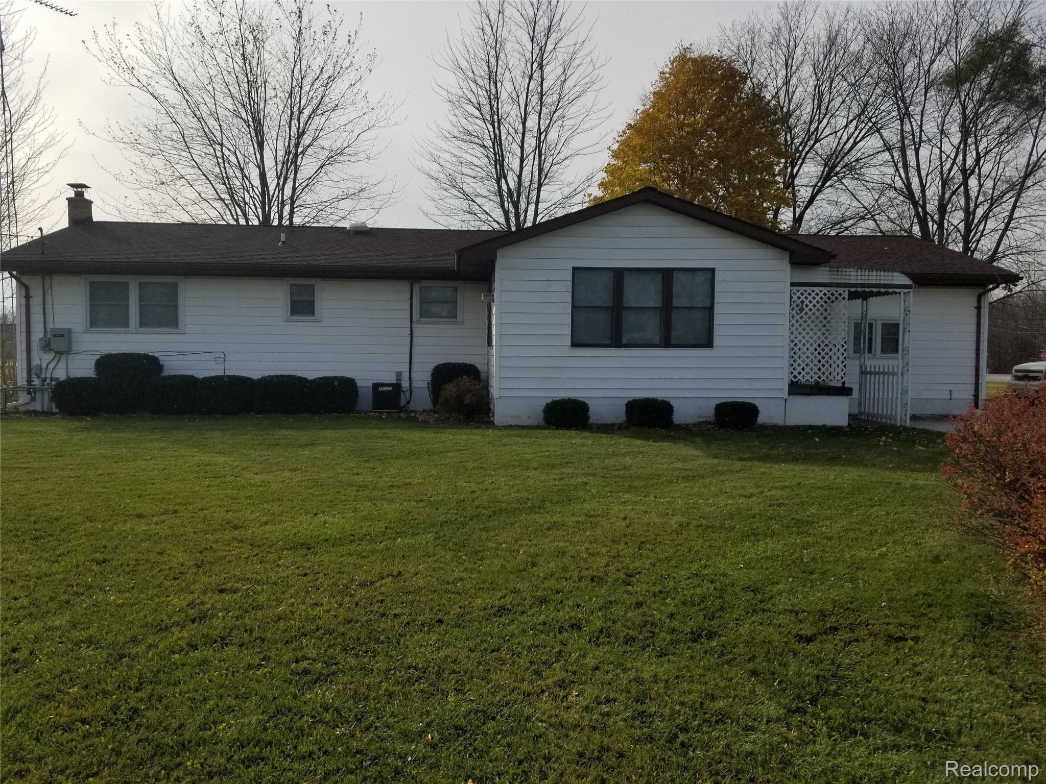 5888 Rattle Run Road St. Clair, MI 48079 - Photo 2 of 44 20201105_114756.jpg