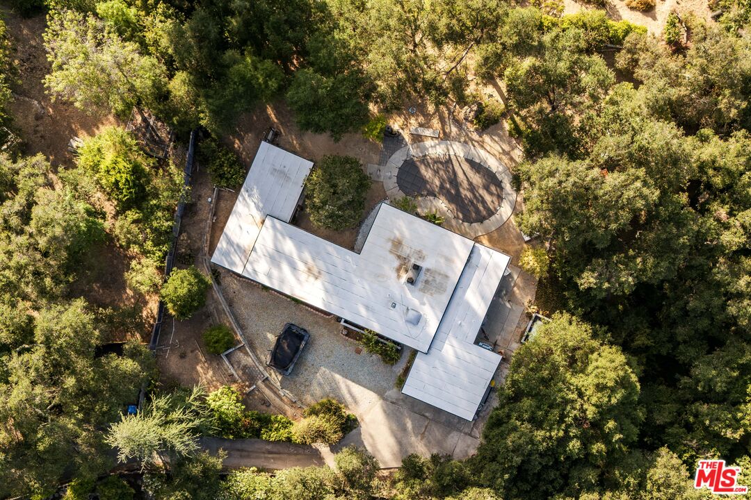 21269 Entrada Road Topanga, CA 90290 - Photo 73 of 73