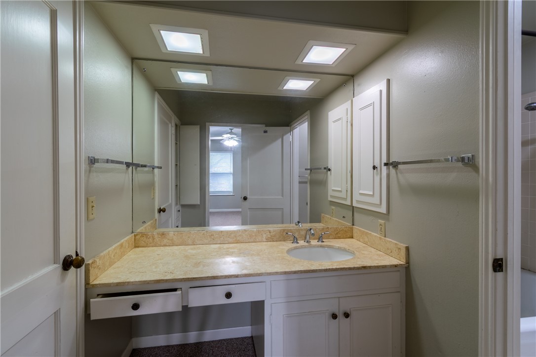 1307 Lincoln Street Alice, TX 78332 - Photo 25 of 34