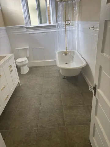 $1,300,000 | 1661 Palou Avenue, San Francisco, CA 94124