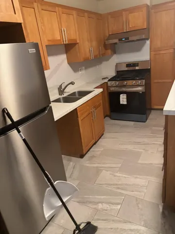 $1,300,000 | 1661 Palou Avenue, San Francisco, CA 94124