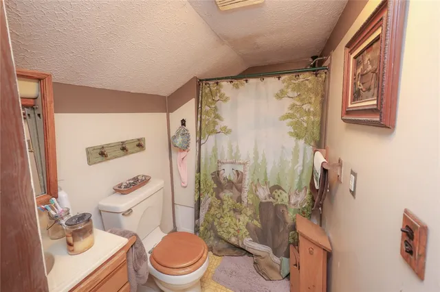 $180,000 | 72 Chapel Street, Canandaigua City, NY 14424