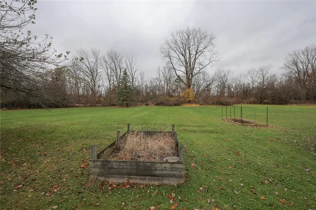 $180,000 | 72 Chapel Street, Canandaigua City, NY 14424