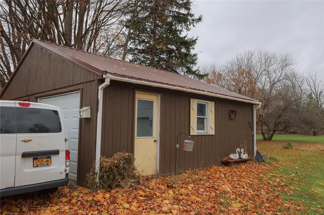 $180,000 | 72 Chapel Street, Canandaigua City, NY 14424