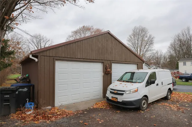 $180,000 | 72 Chapel Street, Canandaigua City, NY 14424