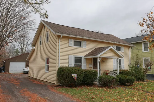 $180,000 | 72 Chapel Street, Canandaigua City, NY 14424