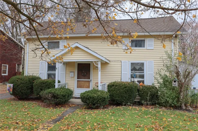 $180,000 | 72 Chapel Street, Canandaigua City, NY 14424