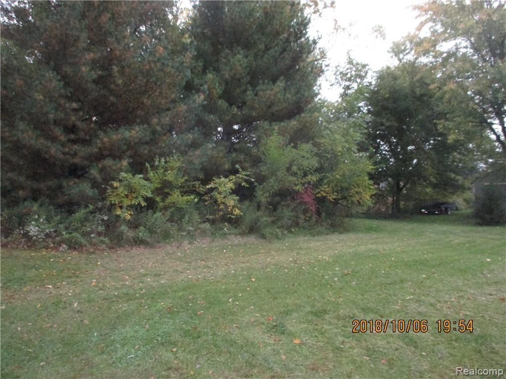 3489 North Oak Road Davison, MI 48423 - Photo 42 of 48 IMG_3360.JPG