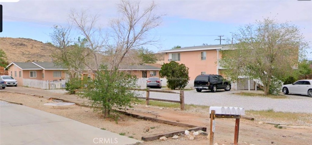 20365 Broken Bow Road Apple Valley, CA 92307 - Photo 10 of 11